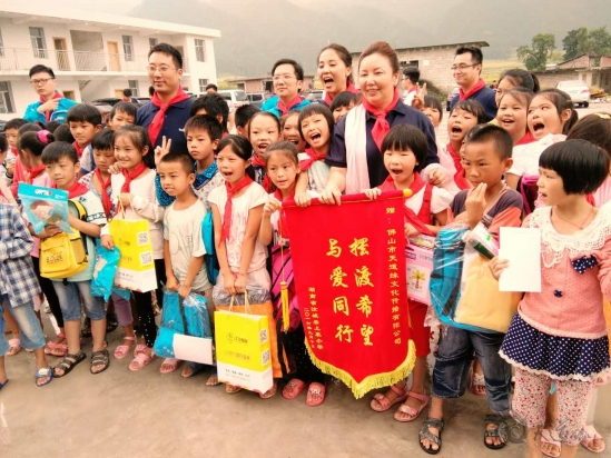日行一善，擺渡希望，天道緣王師傅攜手百度愛(ài)心同行