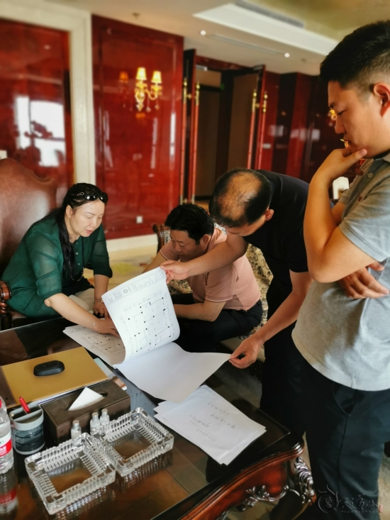 王師傅為江蘇天鴻集團(tuán)總部布局,風(fēng)生水起,財(cái)源廣進(jìn)!